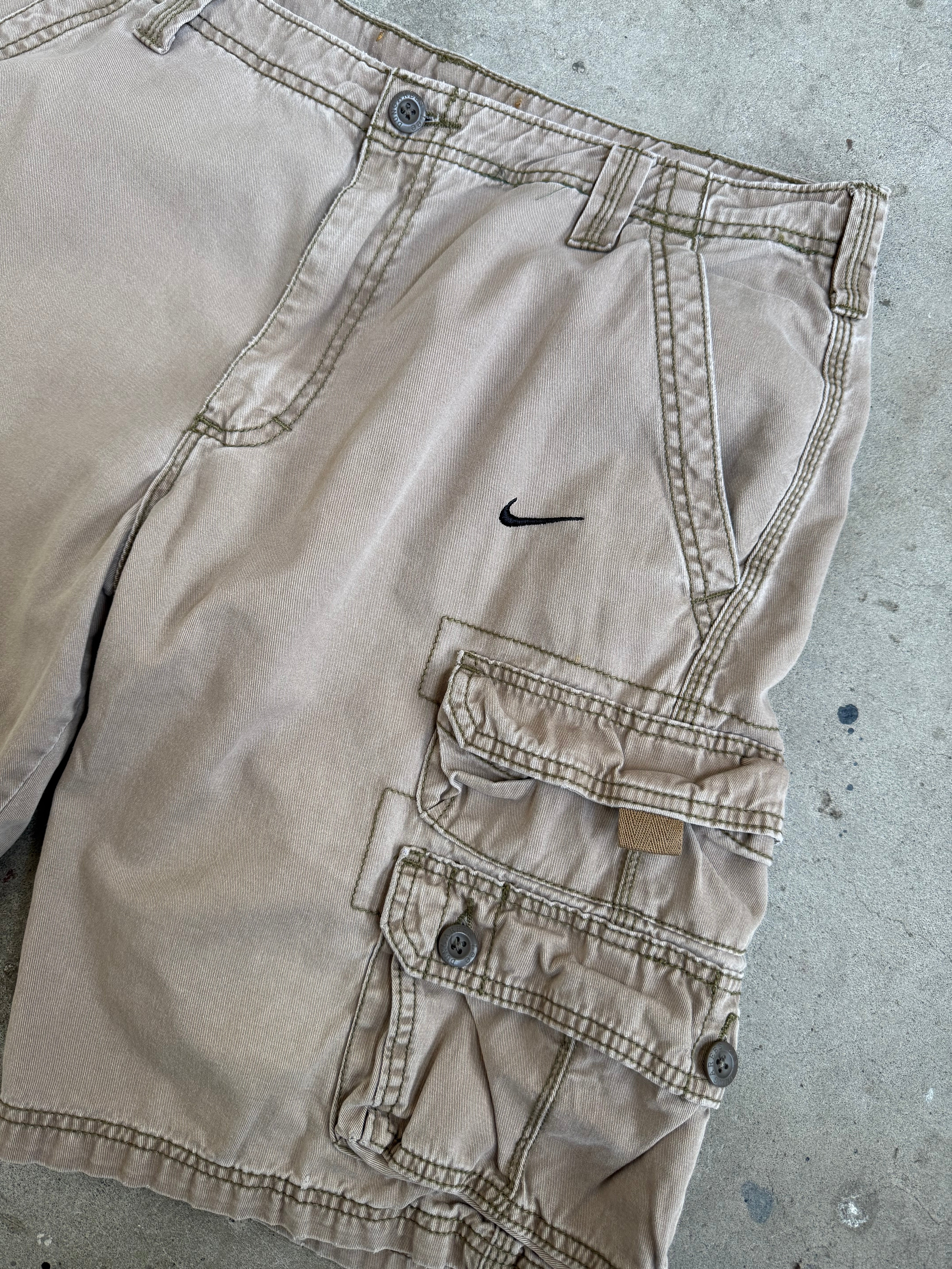 Nike Rework Cargos 33”
