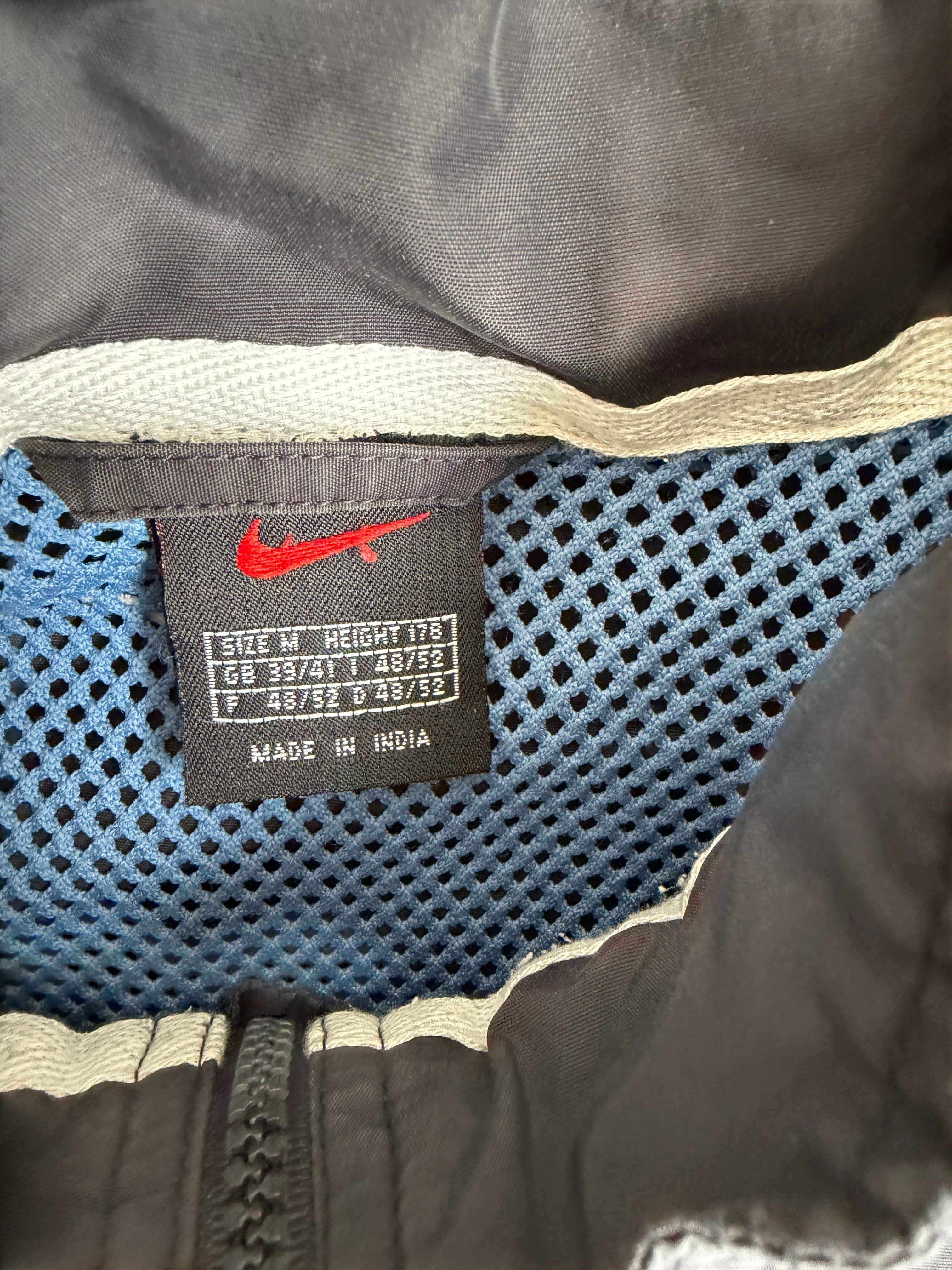 Black Nike Spray Jacket - M