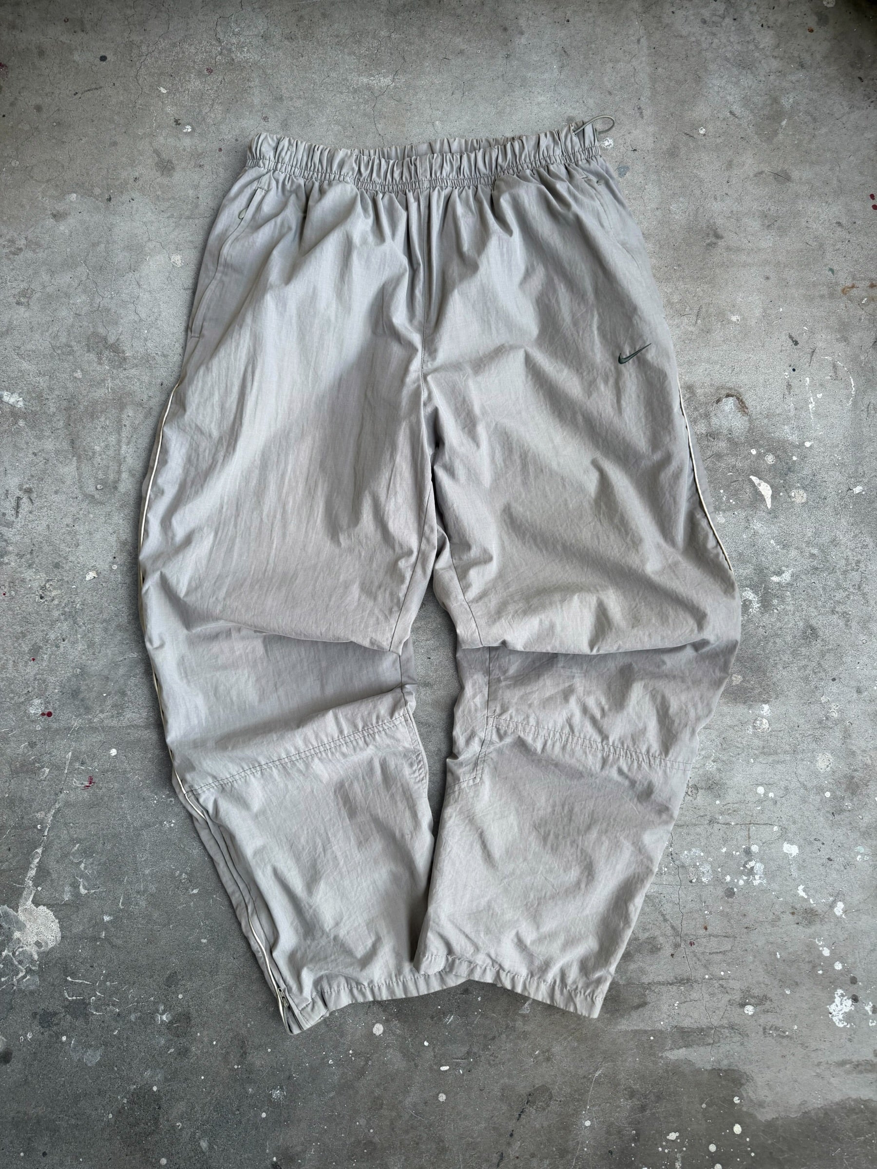 Grey Nike Trackpants - L