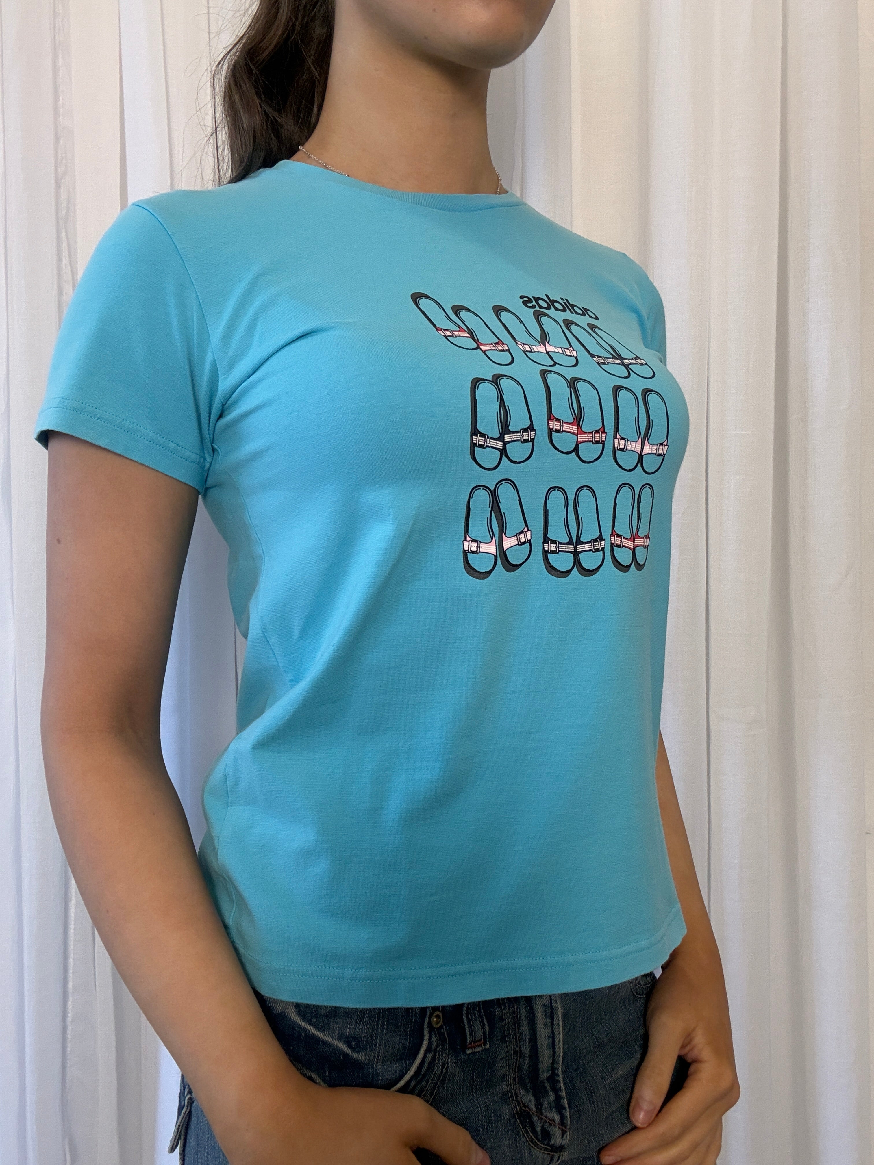 Adidas Tee - L