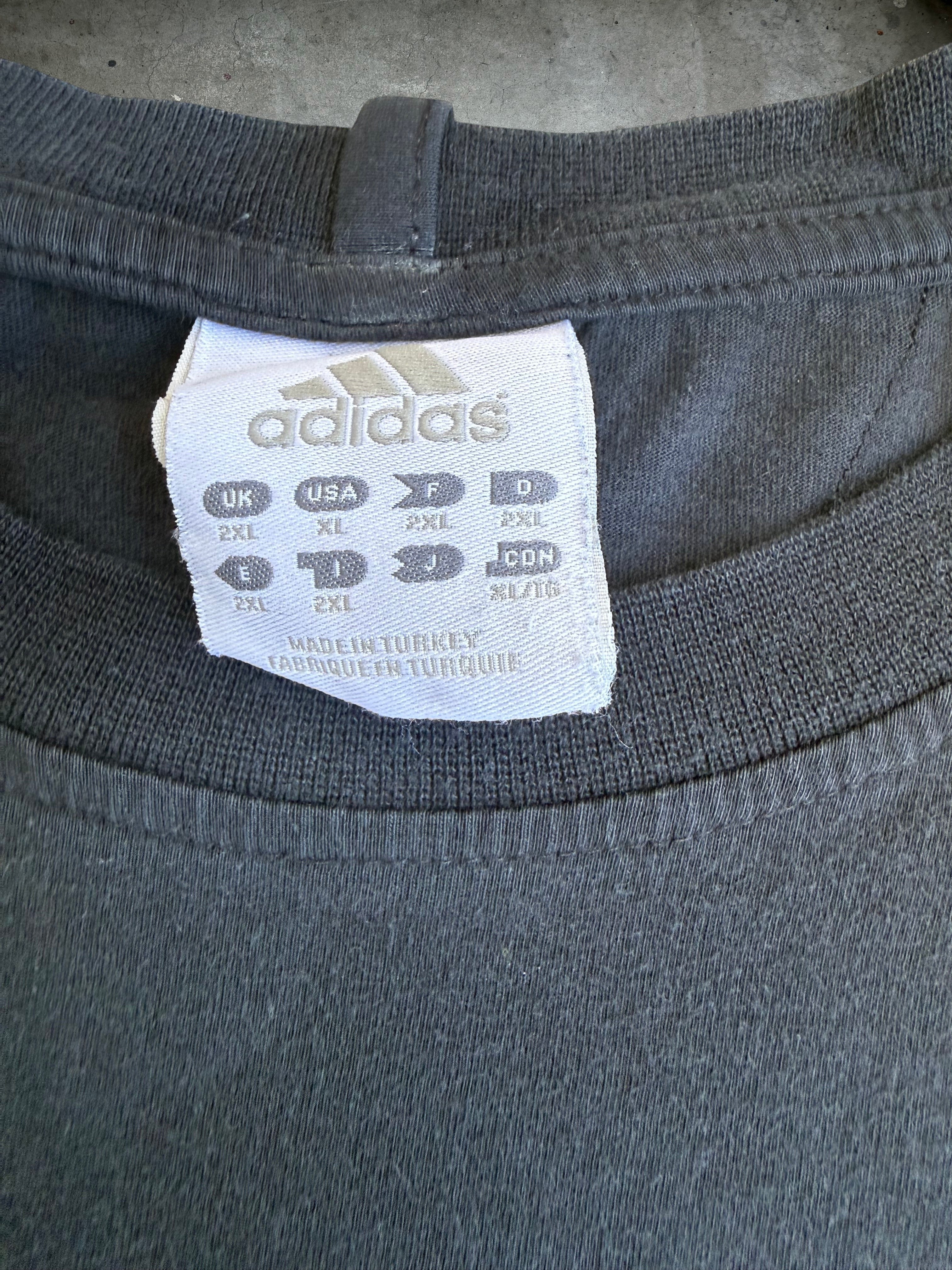 Adidas Tshirt - XL