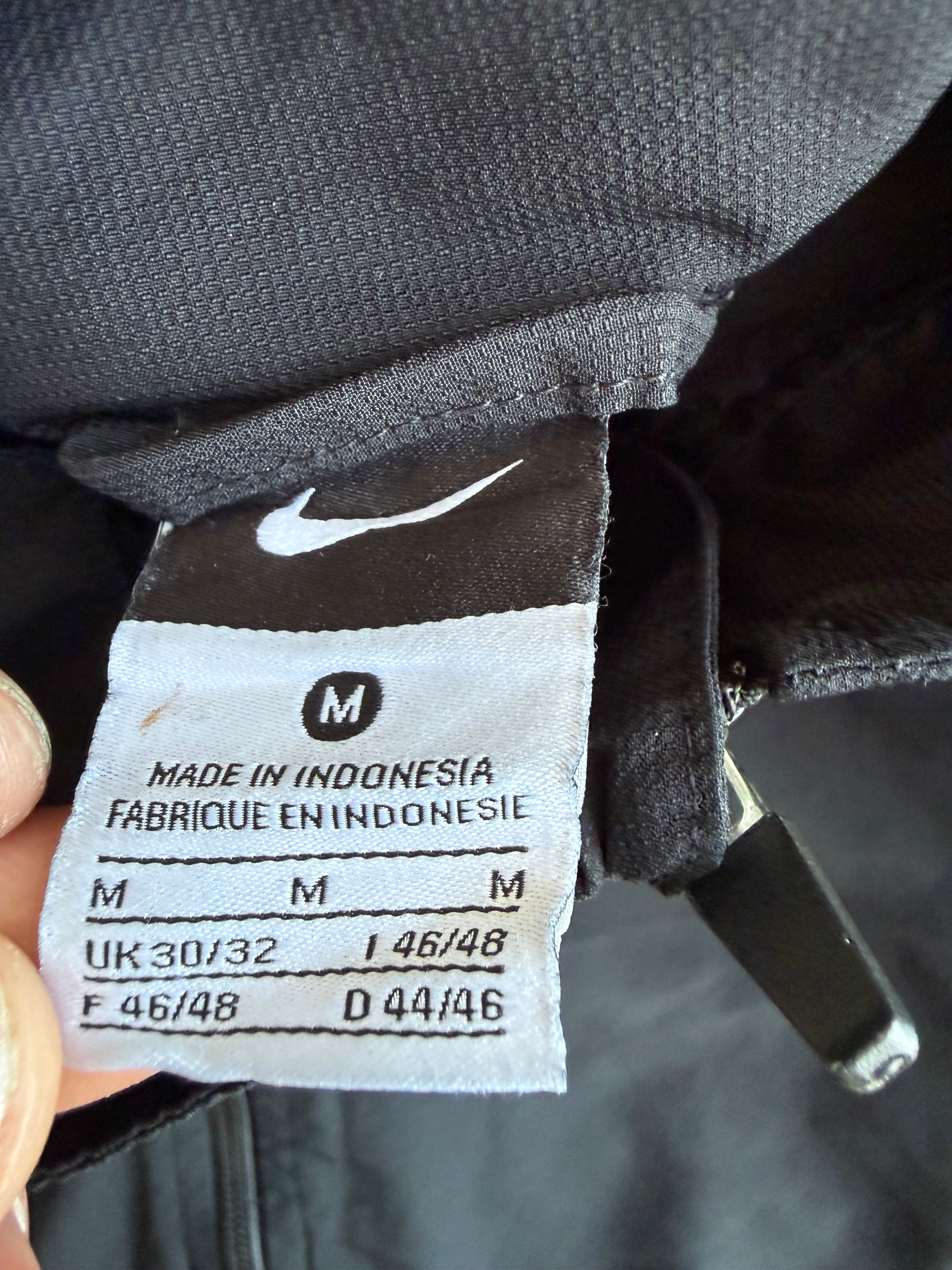 Black Nike Spray Jacket - M