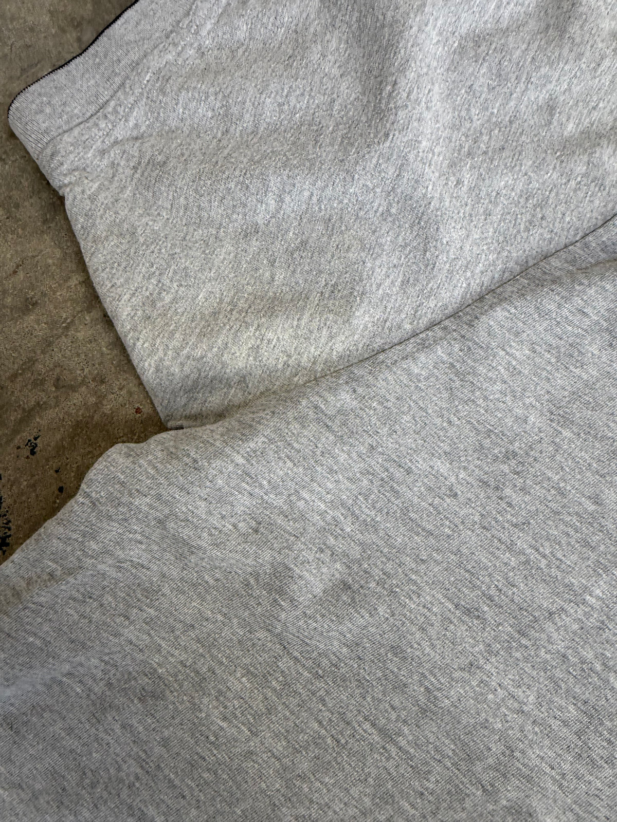 Grey Nike Centre Swoosh Tshirt - L